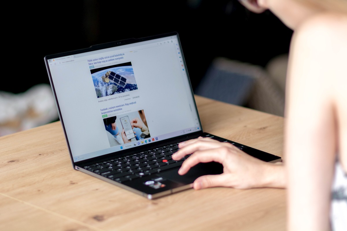 Lenovo ThinkPad Z13 24