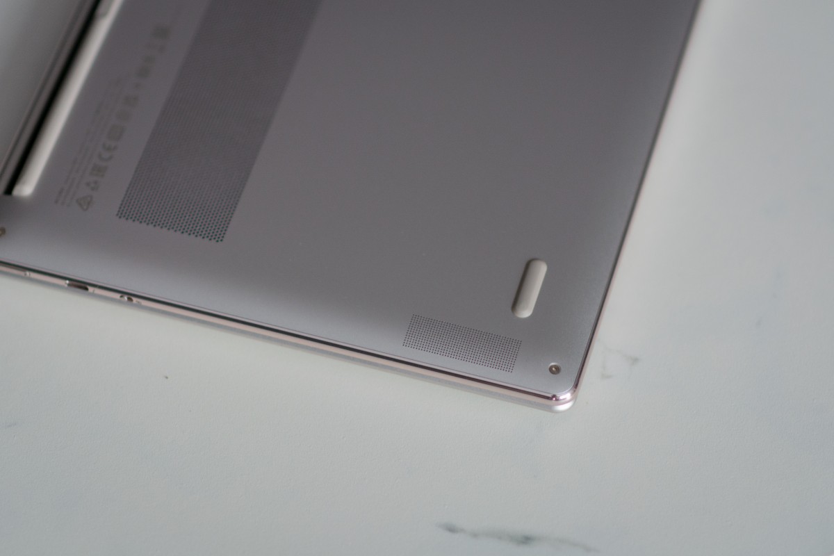 Lenovo Yoga Slim 9i 22