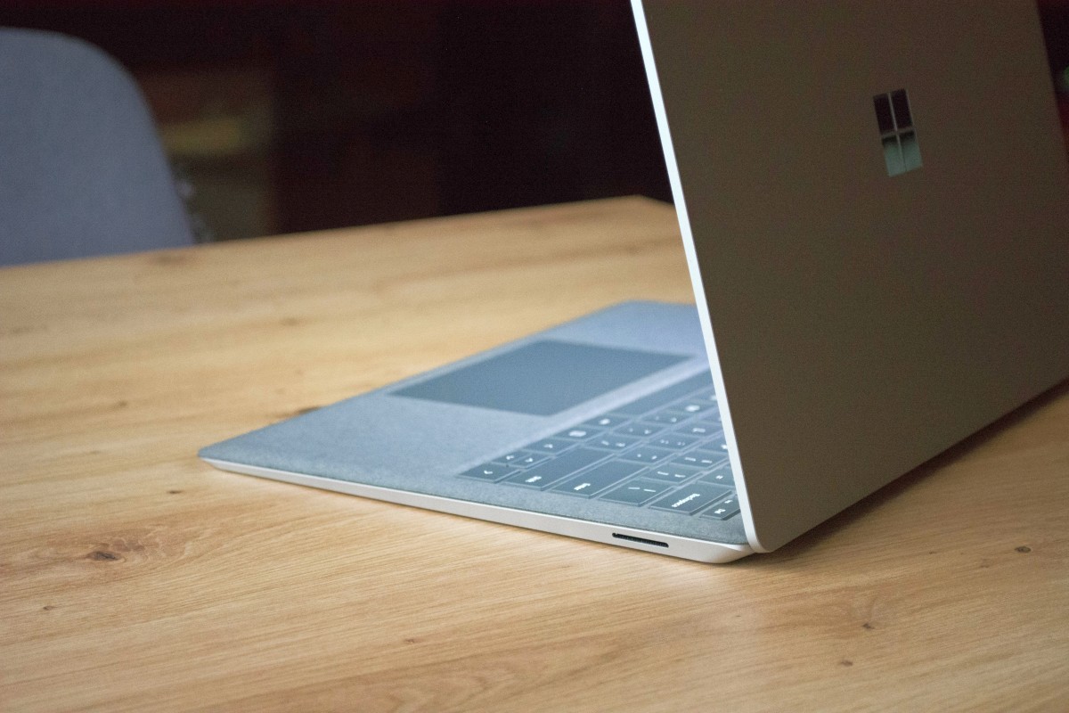 Surface Laptop 5 10