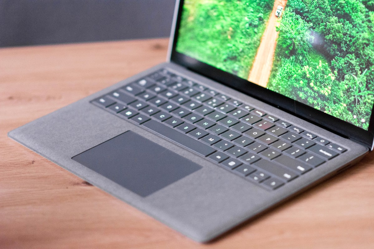 Surface Laptop 5 17