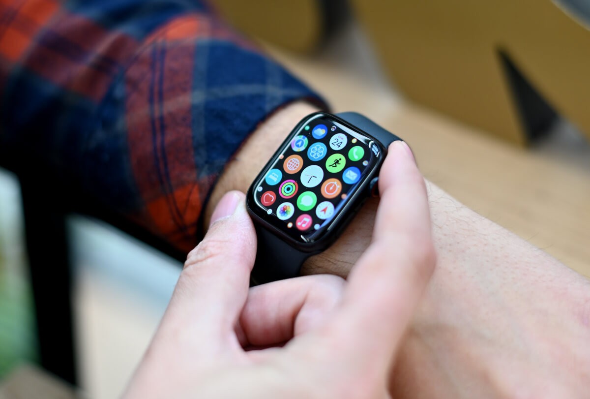 Apple Watch Series 8 002