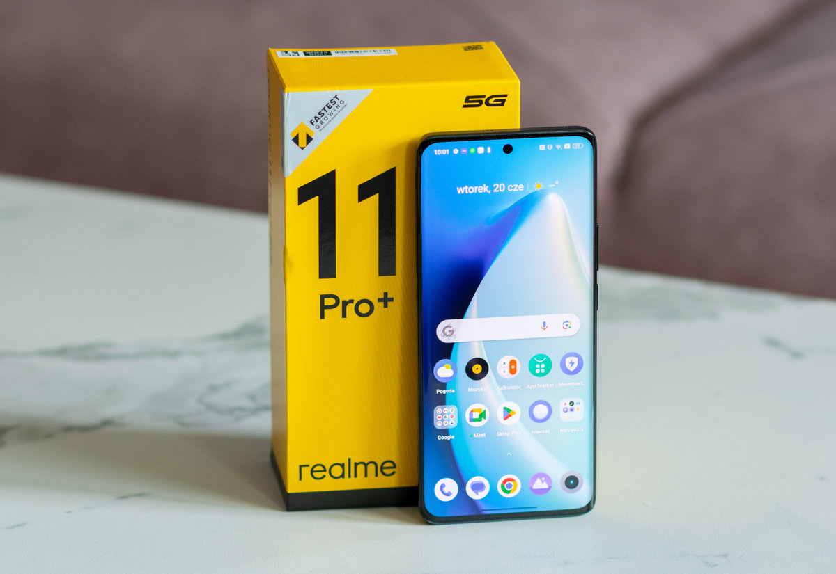 realme 11 Pro+ 5G w kolorze czarnym