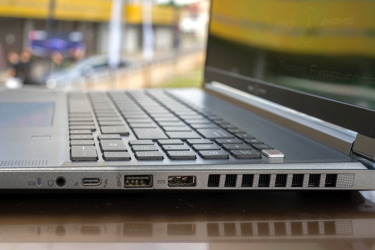 msi stealth 16 amg 4