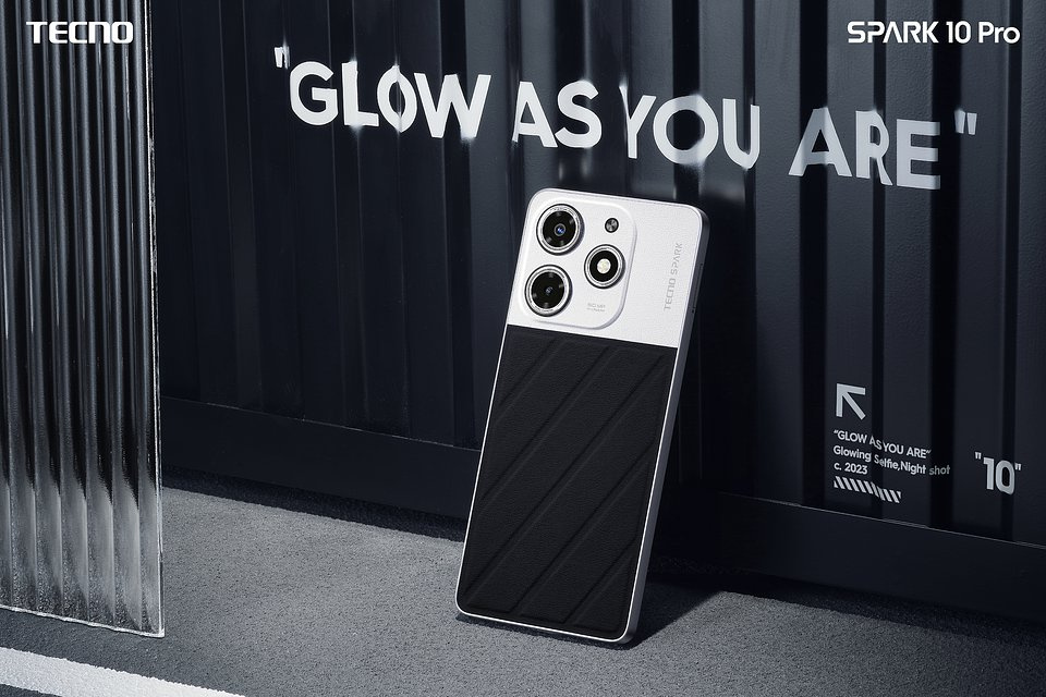 SPARK 10 Pro Magic Skin Edition