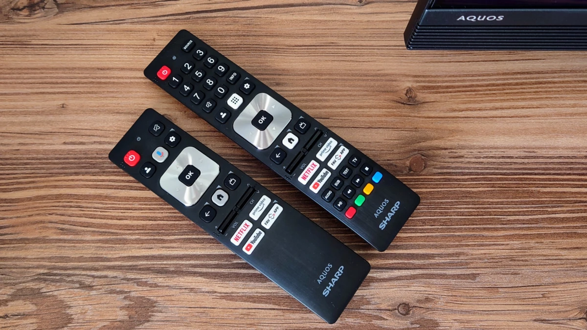 Piloty od telewizora Sharp FQ8EG