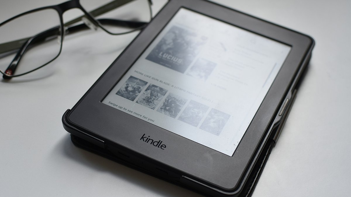Amazon testuje Kindle Translate – AI, które tłumaczy całe książki