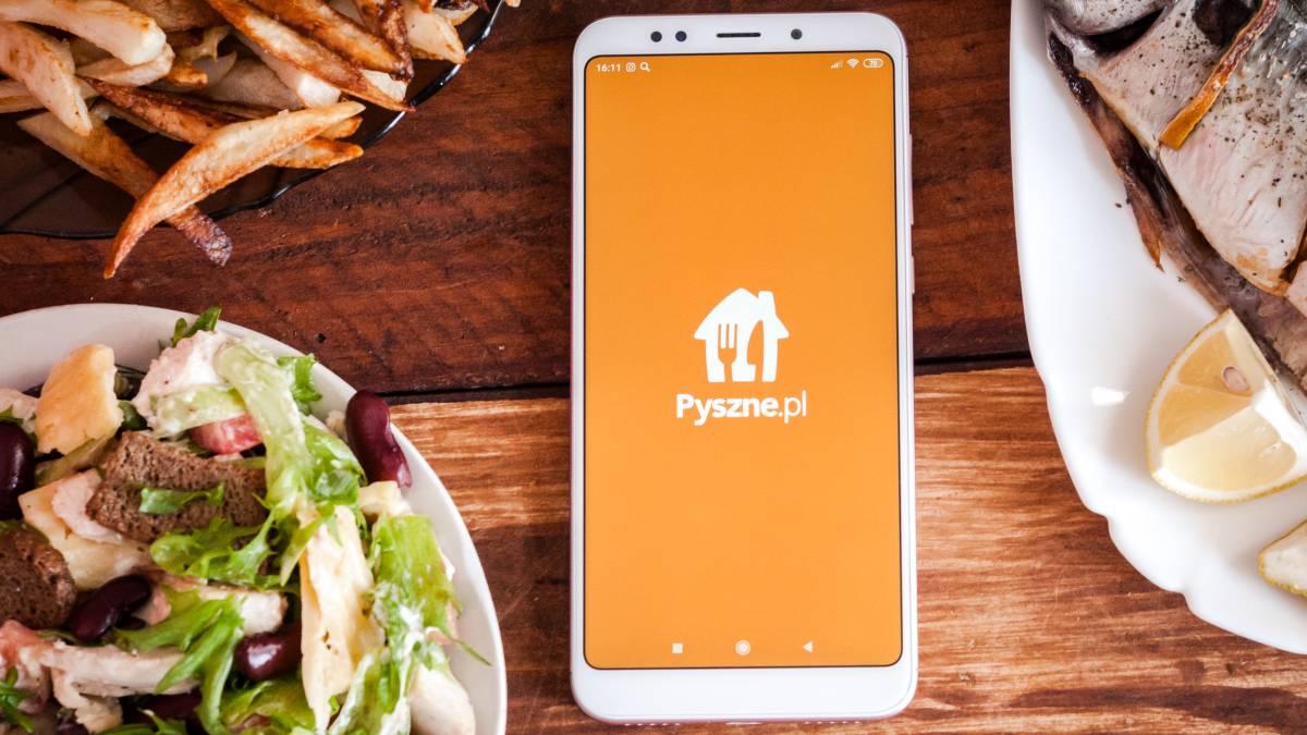 Polacy masowo wyłudzają jedzenie. Wystarczy jedno zdjęcie i magia AI