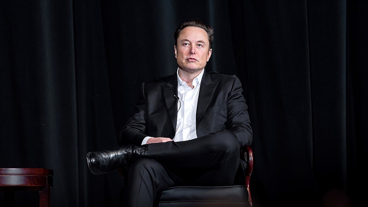 Elon Musk właśnie został pierwszym bilionerem w historii. Ma majątek równy PKB Polski