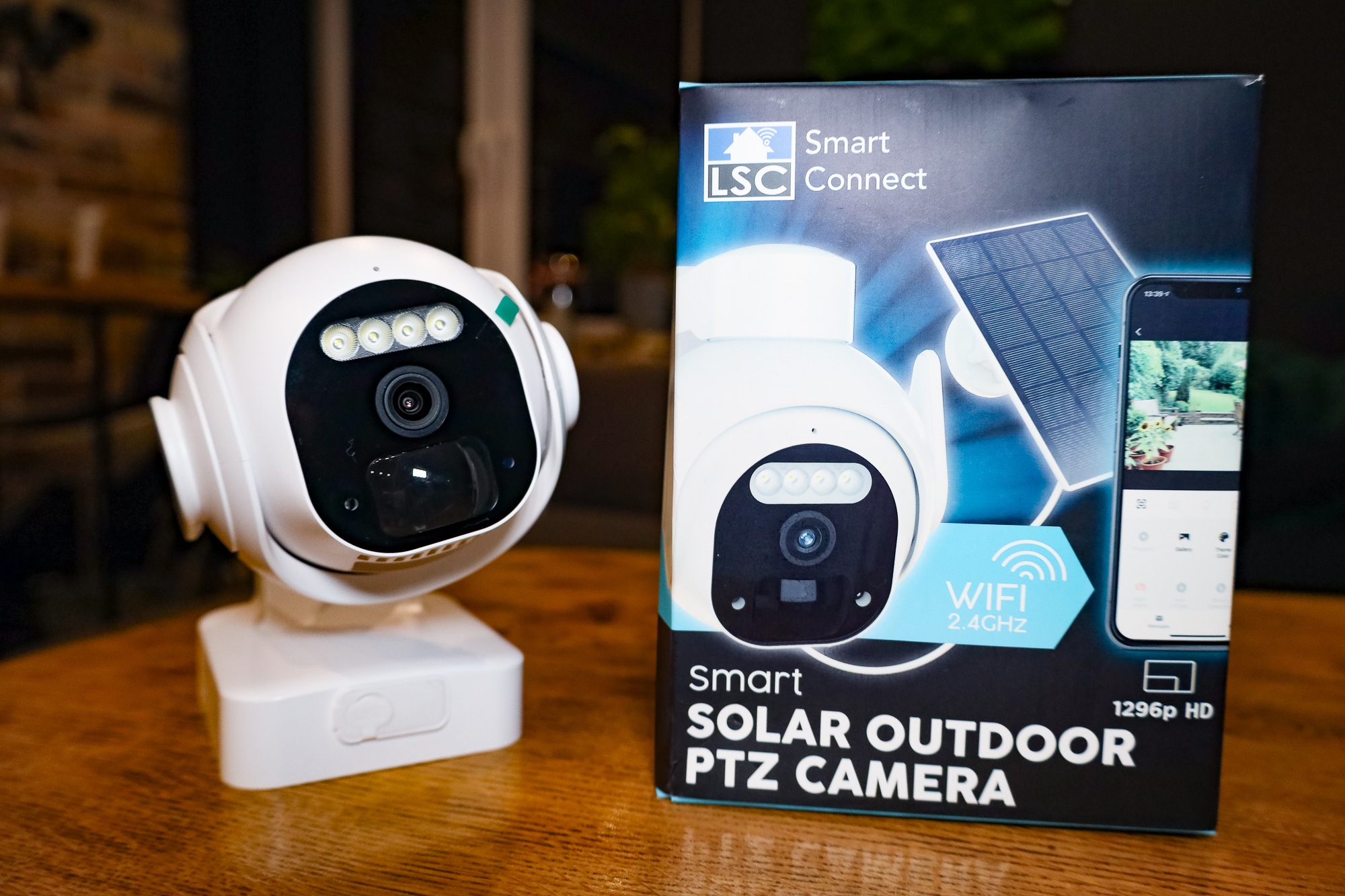 Kupiłem kamerę w Action. Solar, obrót i monitoring, który zawstydza ceną (test)