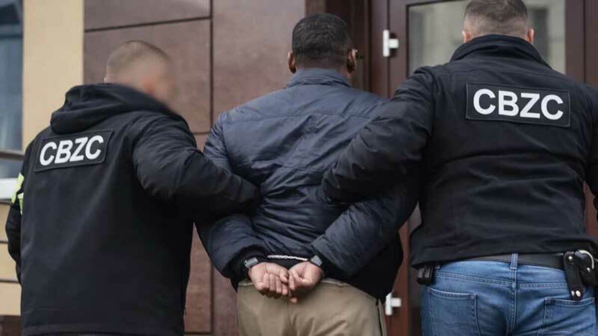 Internetowy amant okazał się oszustem. CBZC zatrzymało obcokrajowca z Afryki