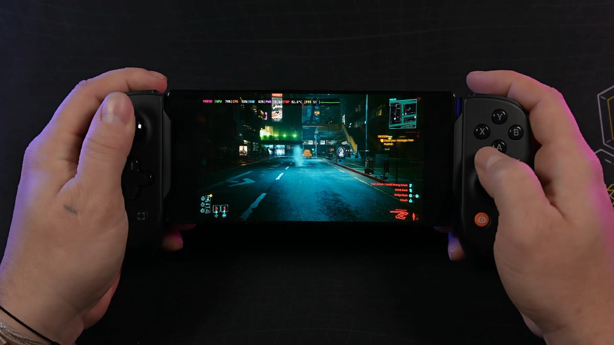 Cyberpunk 2077 odpalony na telefonie. Czy to w ogóle możliwe?
