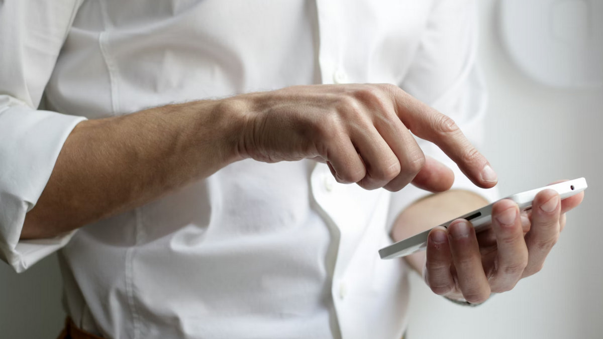 Firmowe telefony poza kontrolą? Tak firmy odzyskują bezpieczeństwo dzięki MDM