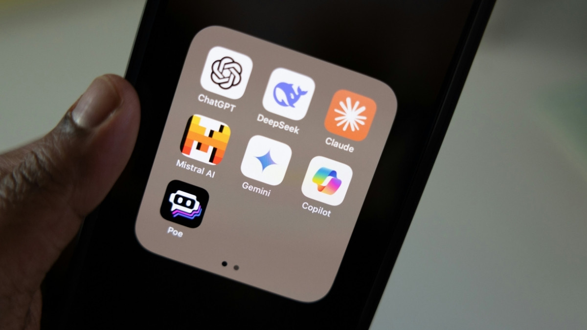 ChatGPT zostaje w tyle. Konkurencja oferuje za darmo o wiele więcej