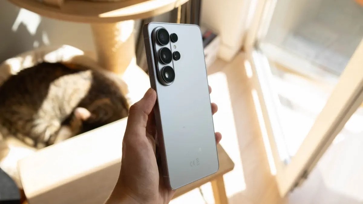 AirDrop już na Galaxy S26. Co to oznacza dla użytkowników?