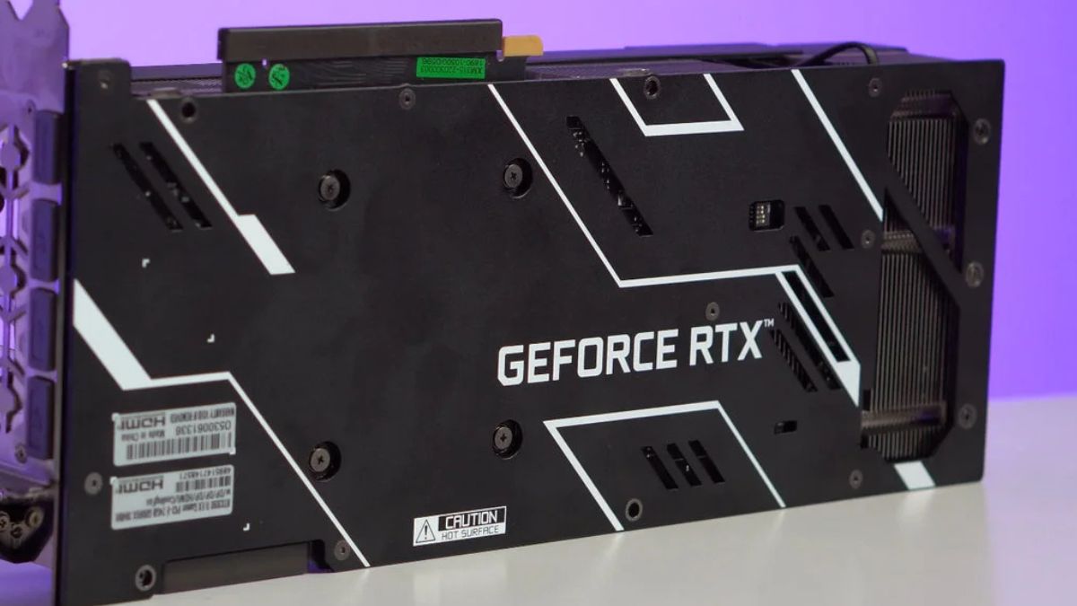 RTX 5090 znów na celowniku. Serwisy pokazują zepsutą sekcję zasilania