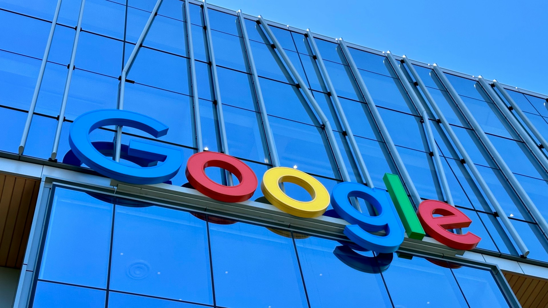 Nadchodzi więcej wyszukiwarek. Google zmuszone do podzielenia się danymi