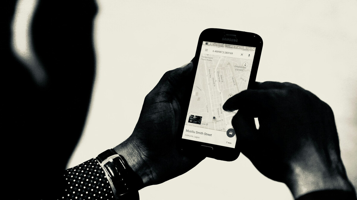 Skandal w Mapach Google. Ktoś podmienił nazwy polskich miejsc na wulgarne i znieważające