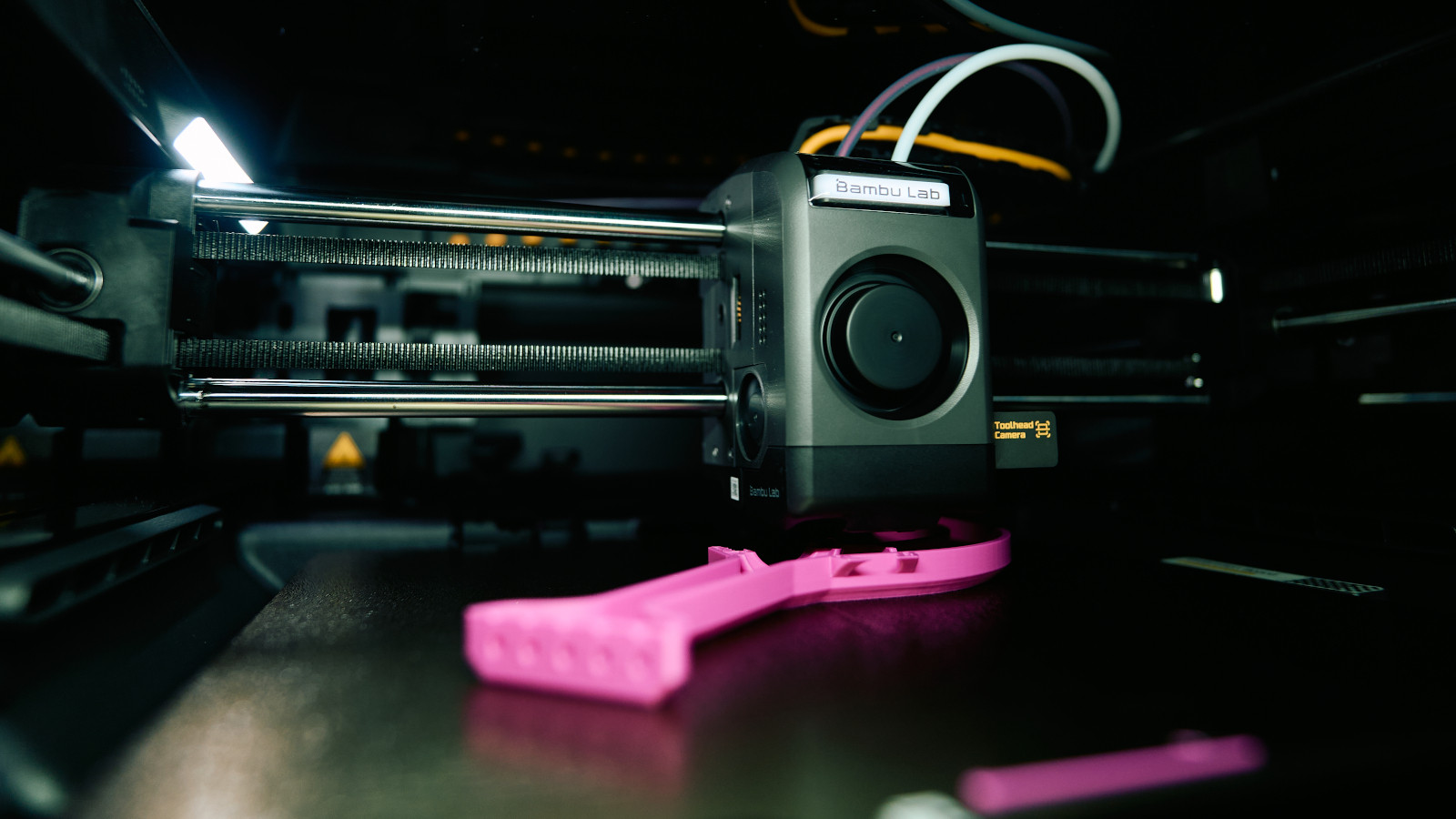 Polacy wyrzucają sprawne sprzęty. Wszystko przez jeden drobiazg
