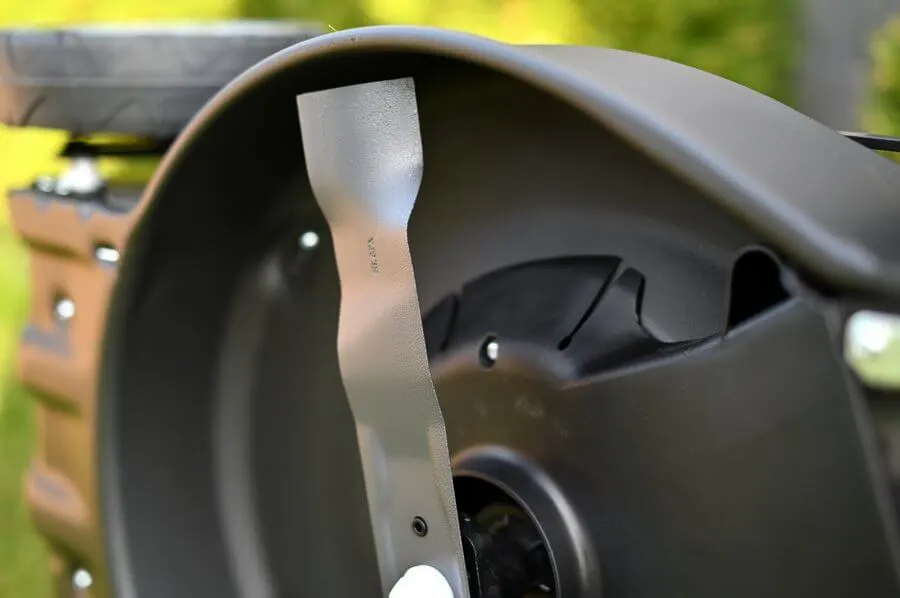 Collector 548e S 2x4Ah kosiarka 12