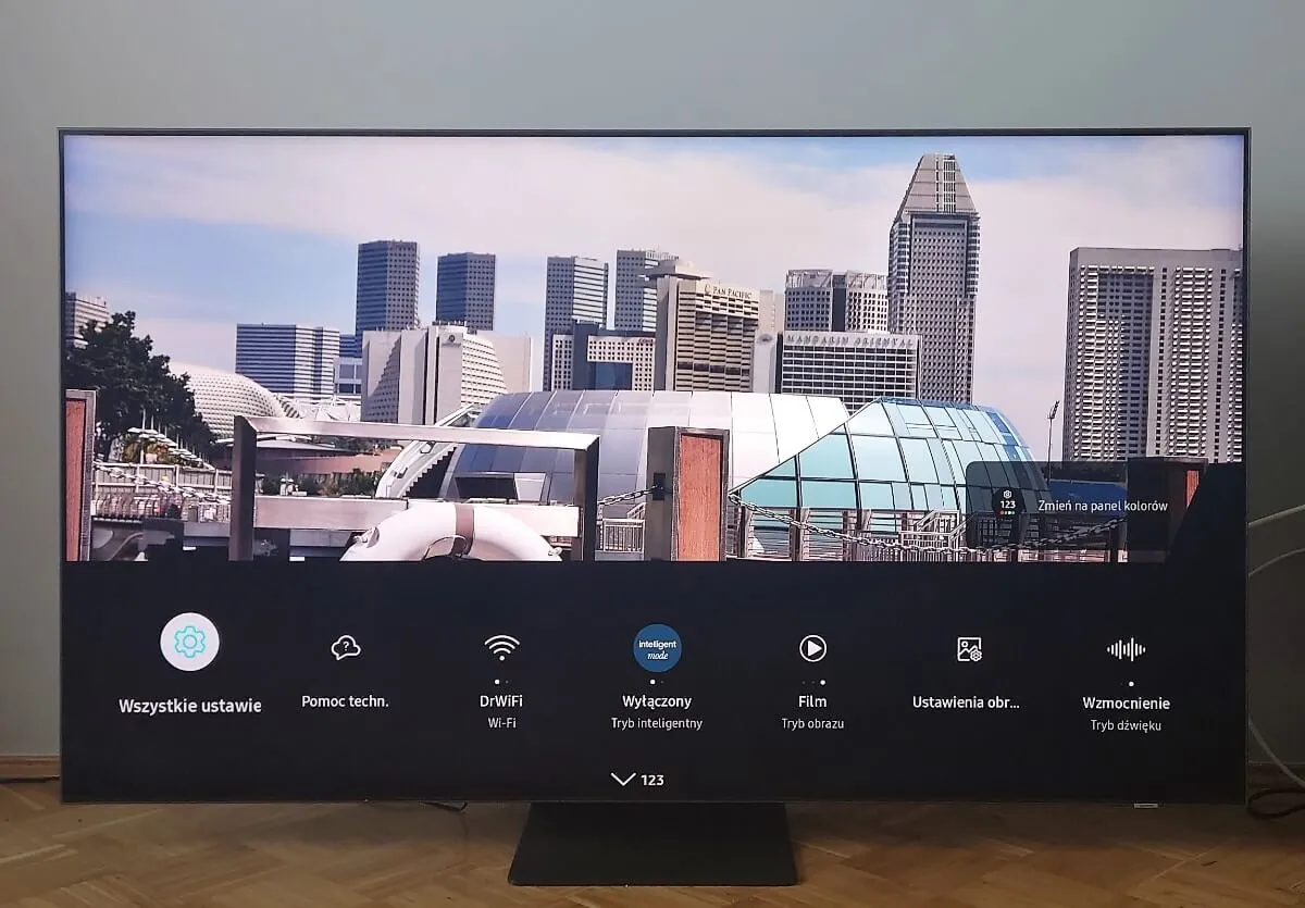 Samsung QN91B vs. TCL C935