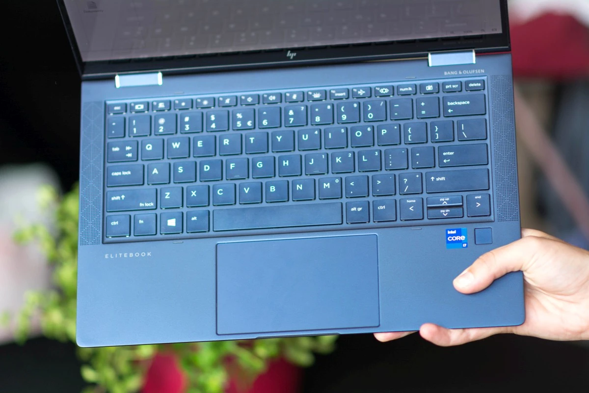 HP Elite Dragonfly G2 11