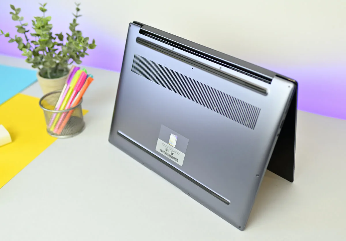 HUAWEI MateBook 16 06