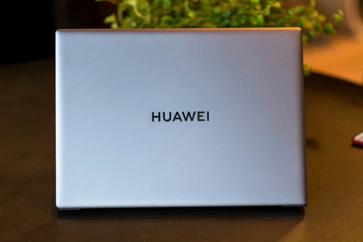 Huawei MateBook 16s 12