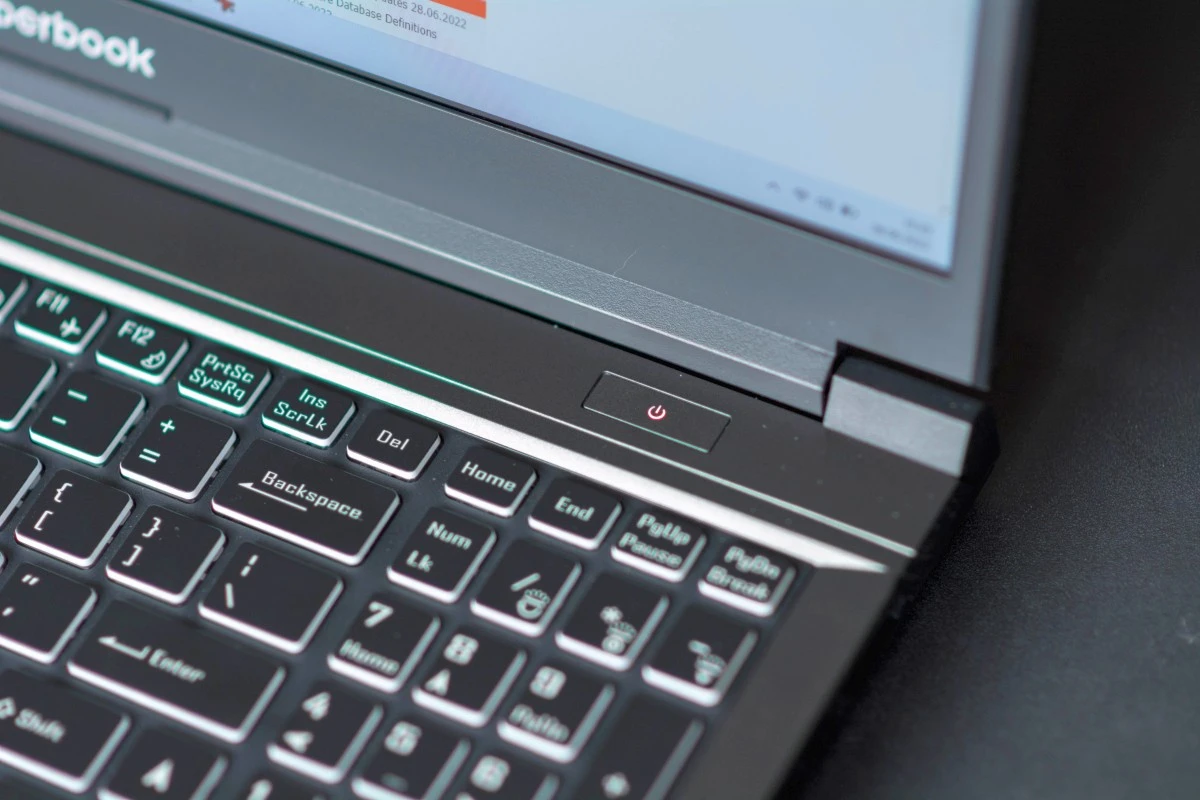 Hyperbook NV5 2022 14