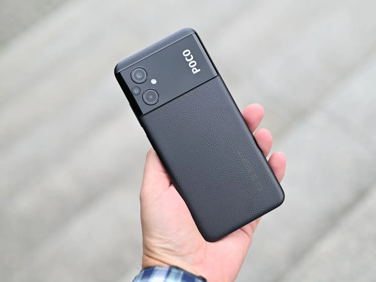 POCO M5 02