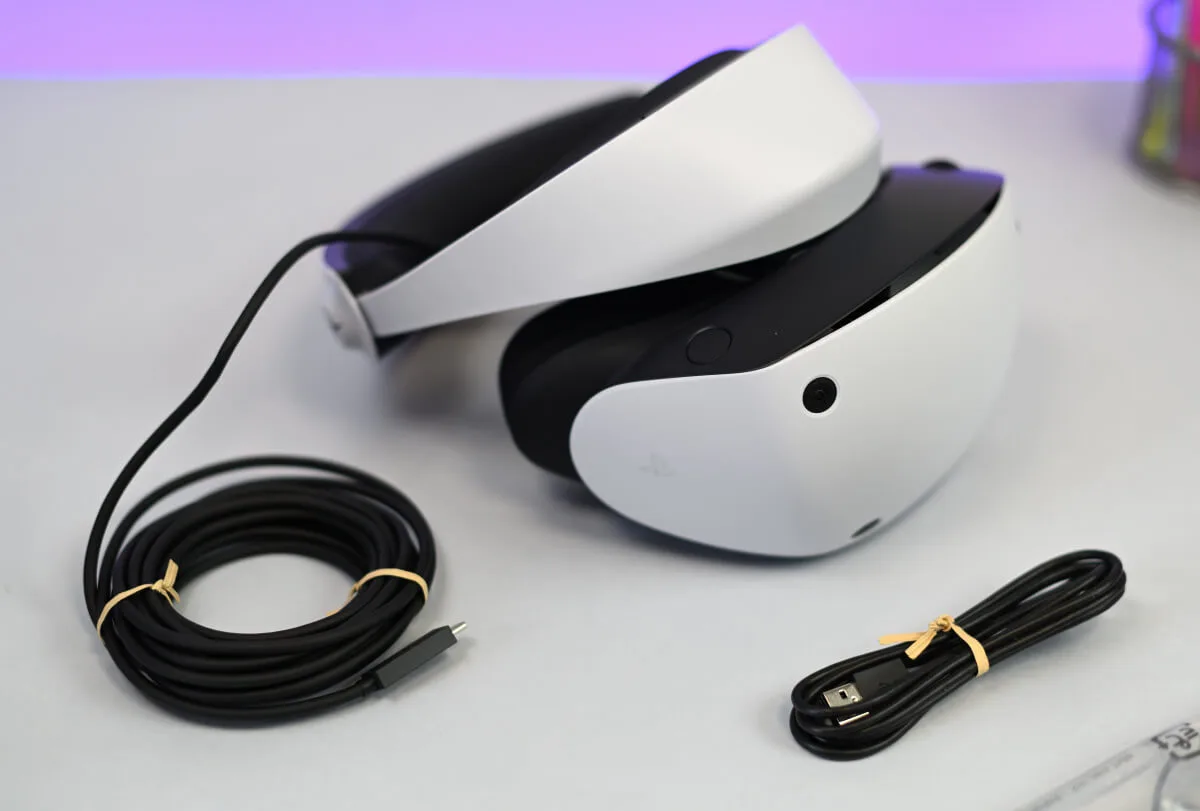 PlayStation VR2 unboxing 03