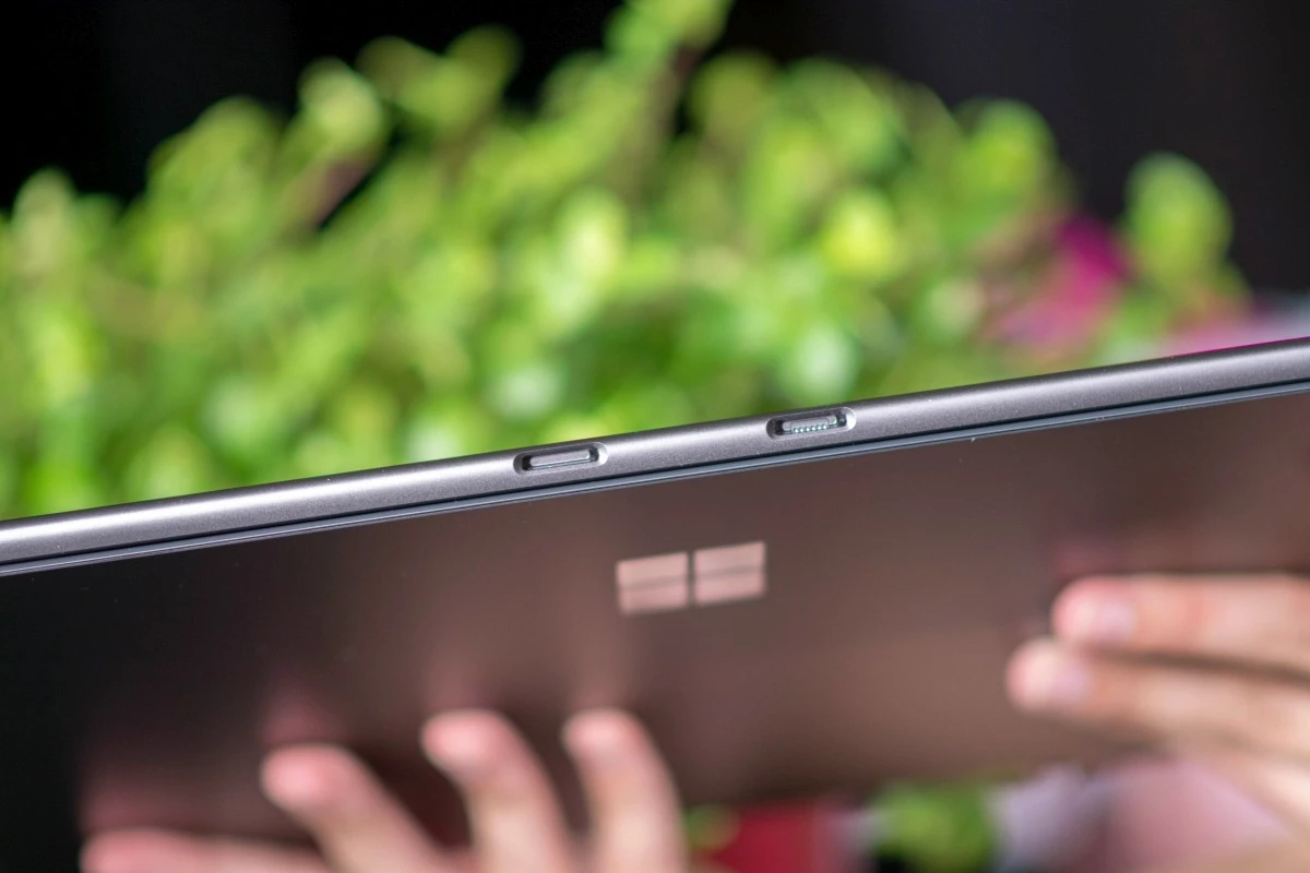 Surface Pro 8 21