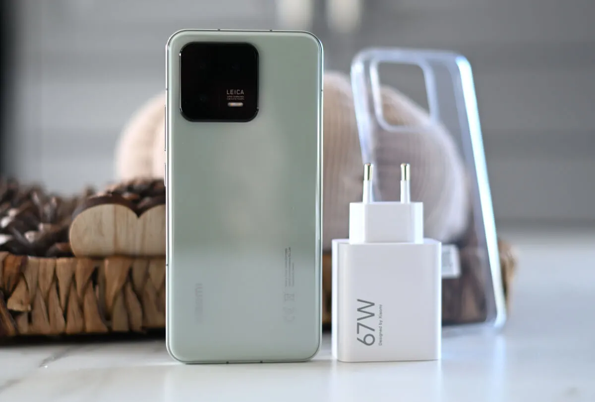 Xiaomi 13 03