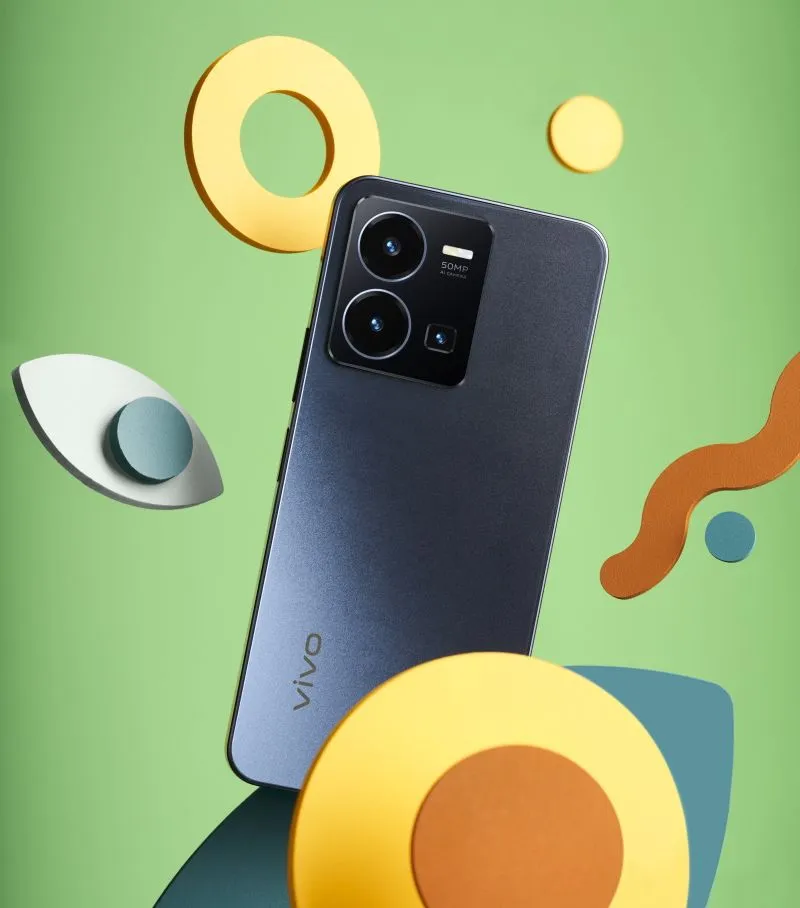 Y22s blue Lifestyle 2