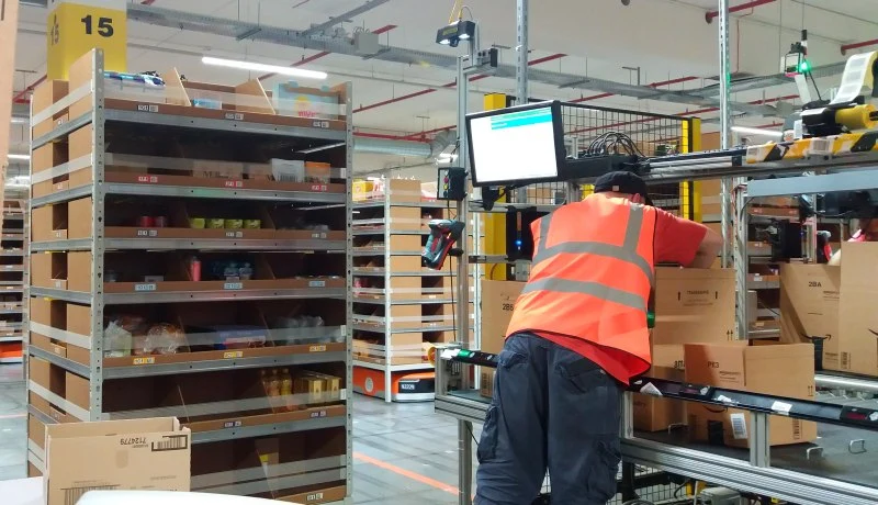 amazon magazyn w polsce