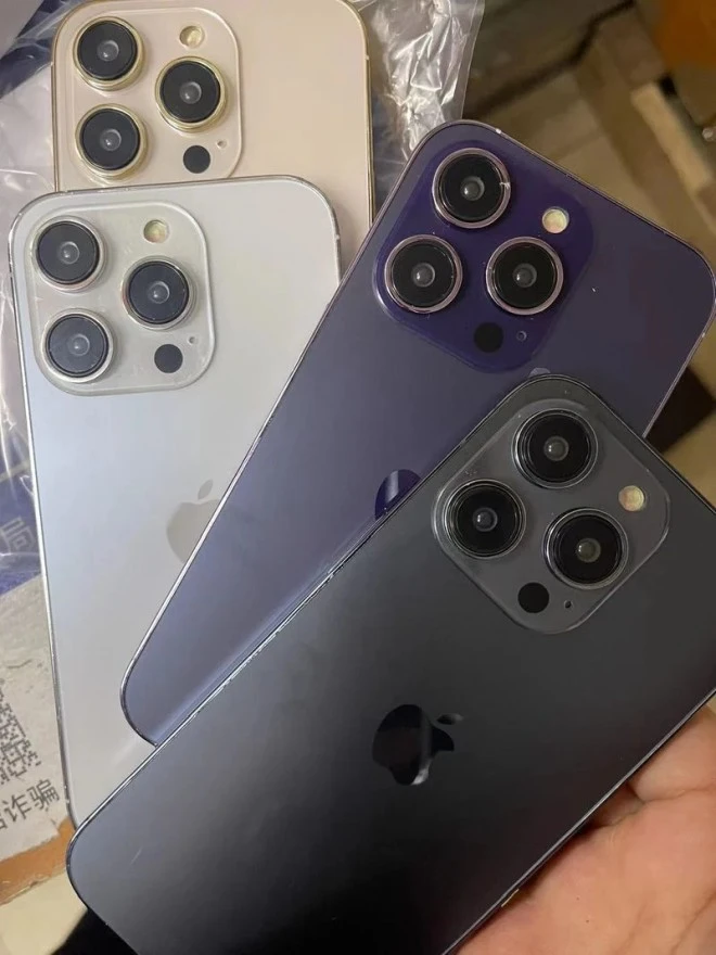 iPhone 14 pro purple 2