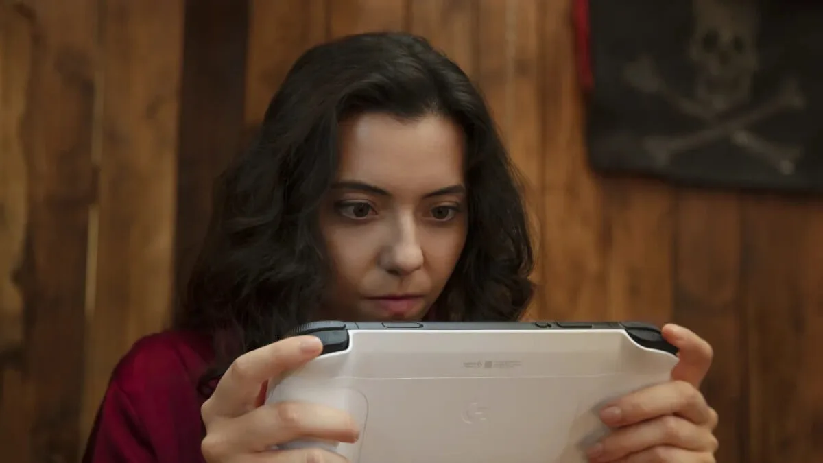 Ten sprzęt nie ma sensu. Preorder Logitech G CLOUD Gaming Handheld