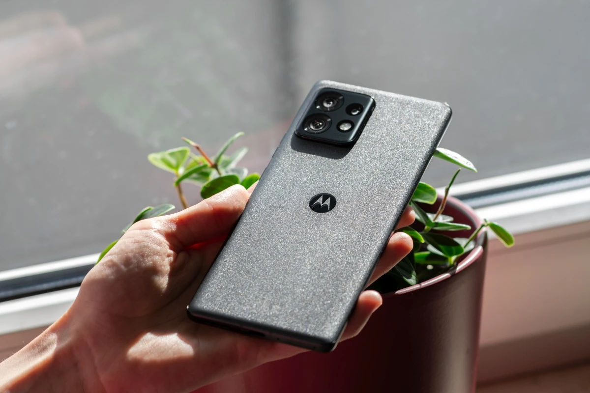 motorola-edge-40-pro-3