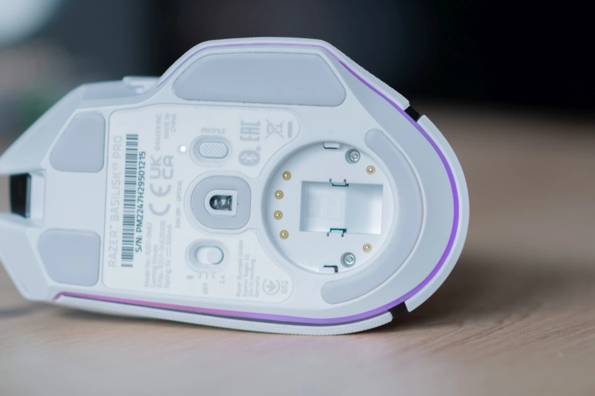 razer-basilisk-v3-pro-10