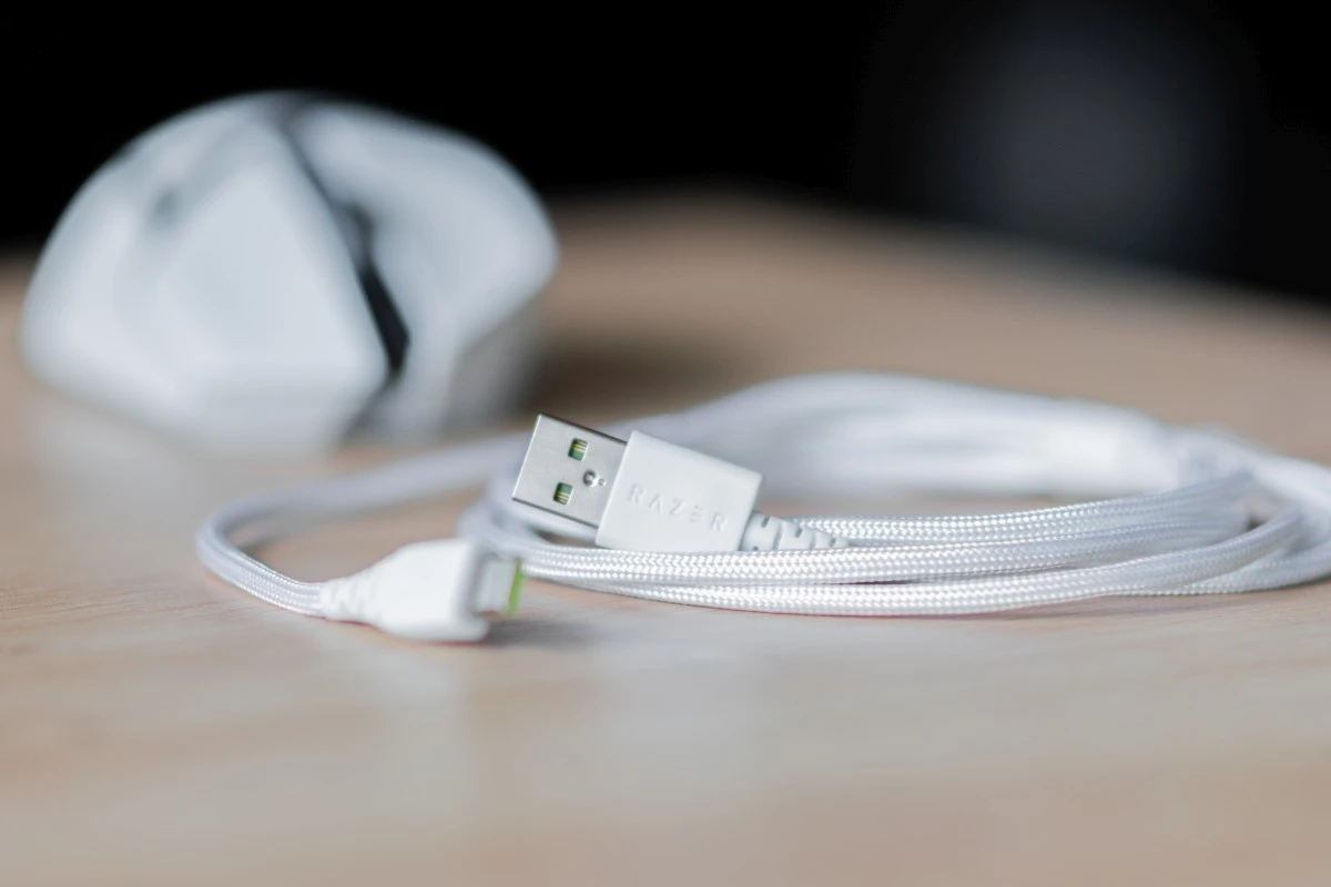 razer-basilisk-v3-pro-9