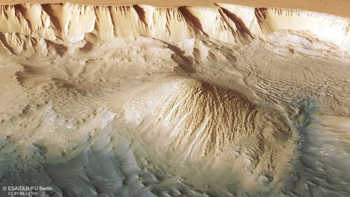 valles-marineris-3