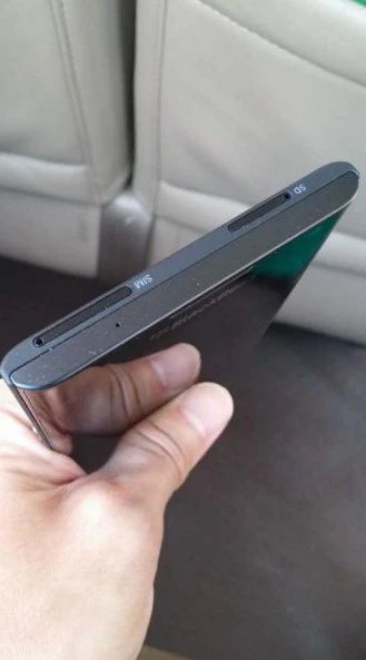 BlackBerry Venice - 03