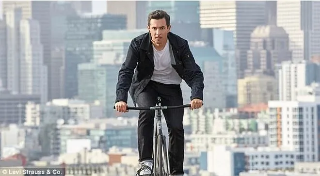 3E3AEF6F00000578-4309284-image-a-2 1489421796167