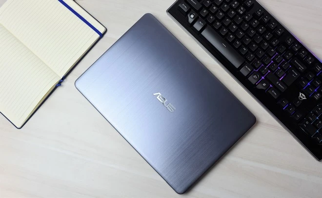 ASUS VivoBook S14 9