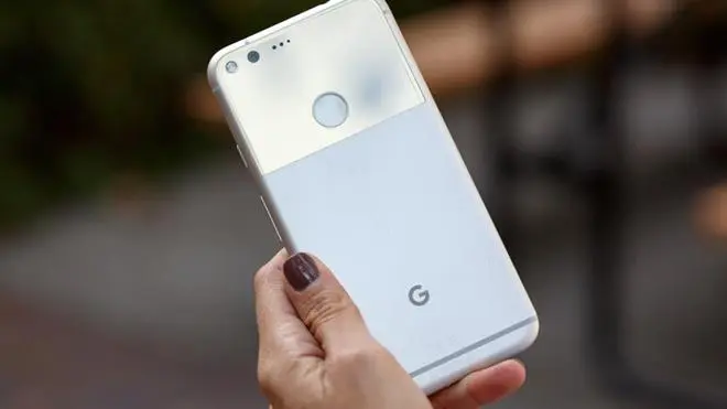 Jak sprzedają się smartfony Google Pixel?