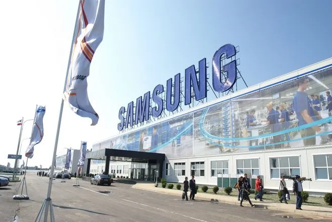 Samsung otworzył największą fabrykę smartfonów na świecie