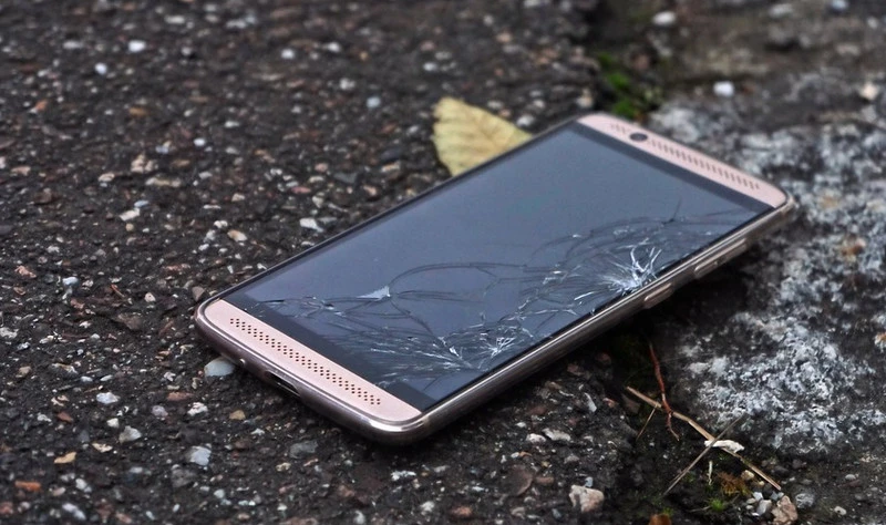 Orange wprowadza Smart Care Premium. Ubezpieczenie telefonu obejmujące wszystkie uszkodzenia