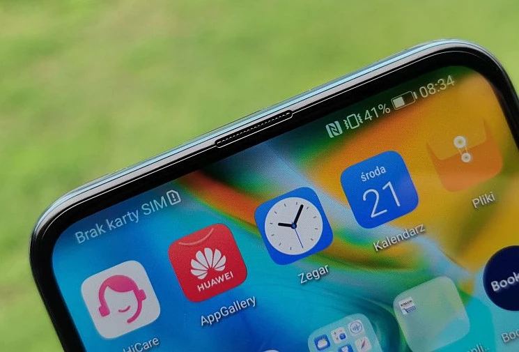 Huawei potwierdza: smartfon z systemem HarmonyOS na razie nie powstanie