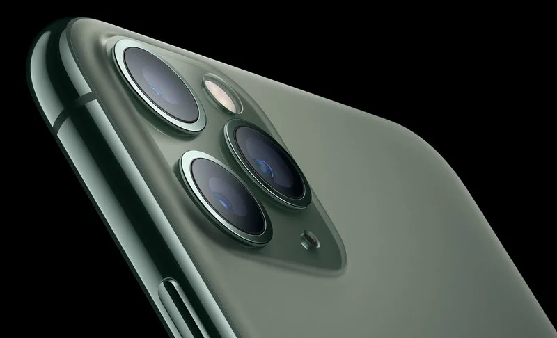 Index iPhone’a 2019. Ile dni trzeba pracować aby kupić nowinkę od Apple’a?