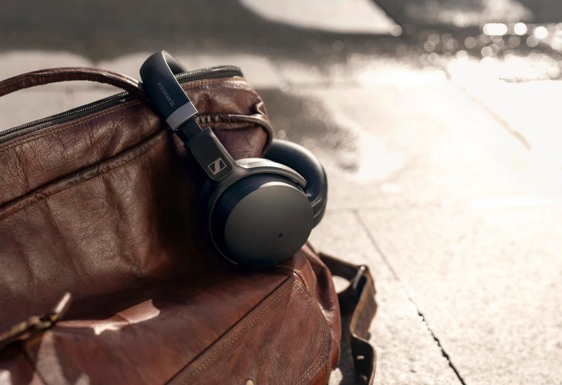 CES 2020: wokółuszne słuchawki HD 450BT i HD 350BT od Sennheisera