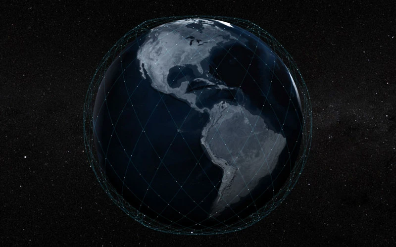 Internet satelitarny może być zmorą telekomów. Ile będzie kosztował i kiedy będzie dostępny?